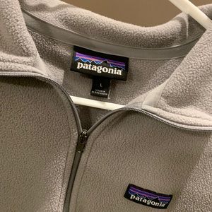 Large Patagonia quarter zip